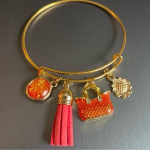 “Pretty Purse”👛 Bangle in Gold-tone